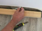 Як класти лінолеум на дерев'яну підлогу – поради по укладанню своїми руками