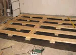 Як робиться стяжка по дерев'яним лагам на підлозі